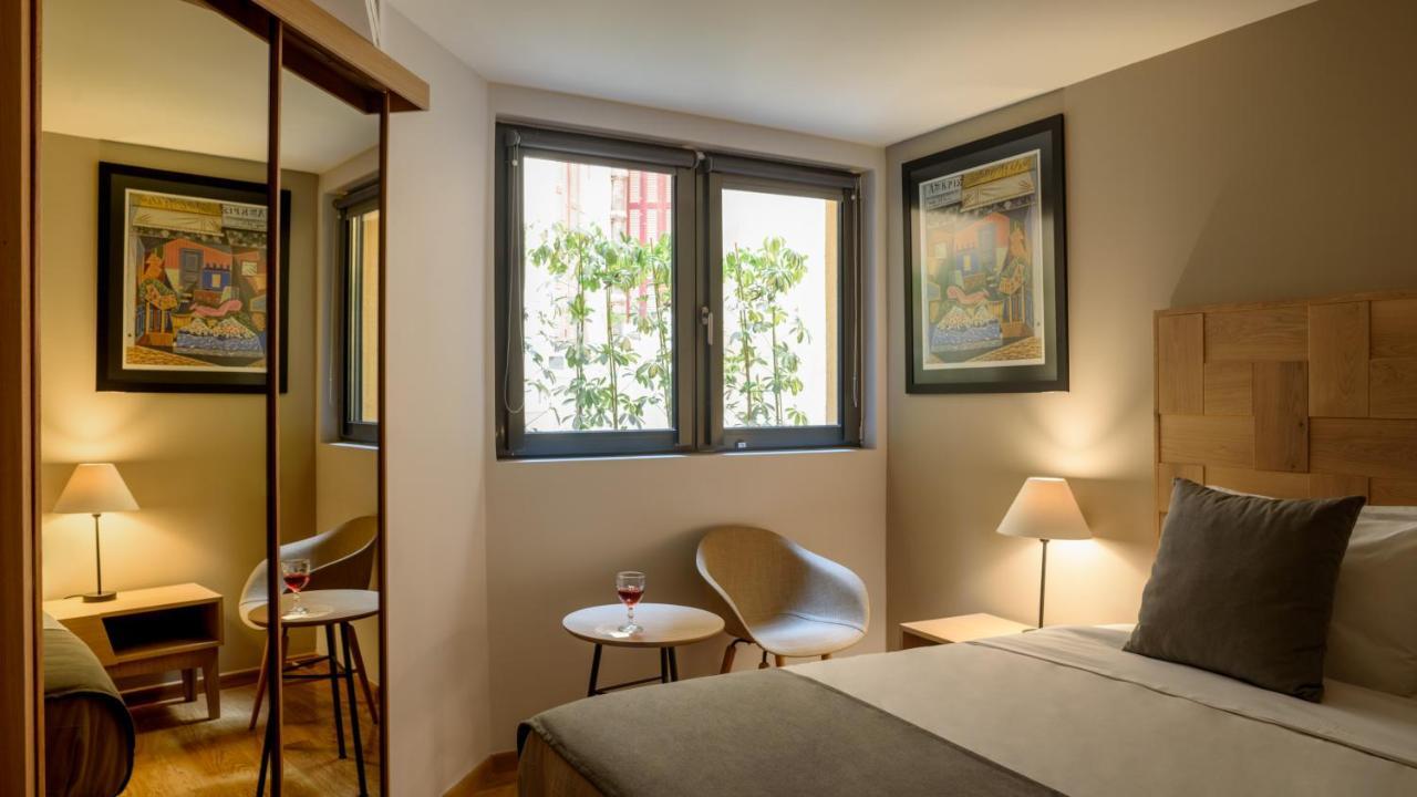 Fos Downtown Suites Athén Kültér fotó